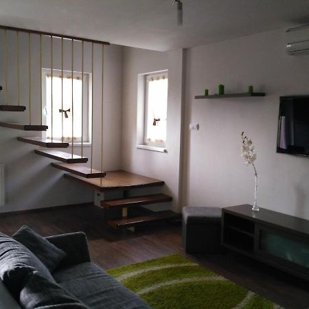 Family Holiday Apartman Nyíregyháza Exteriör bild