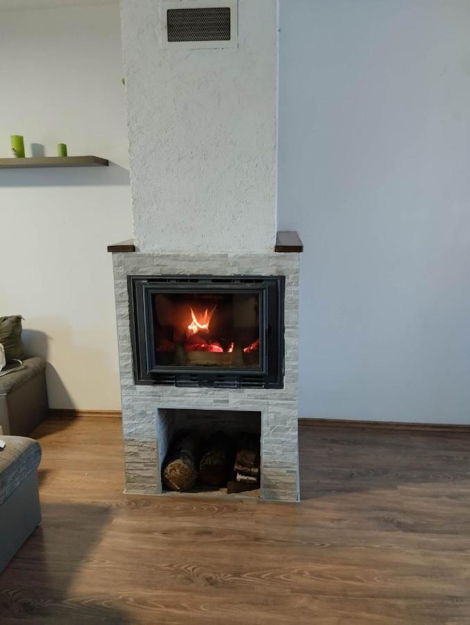 Family Holiday Apartman Nyíregyháza Exteriör bild